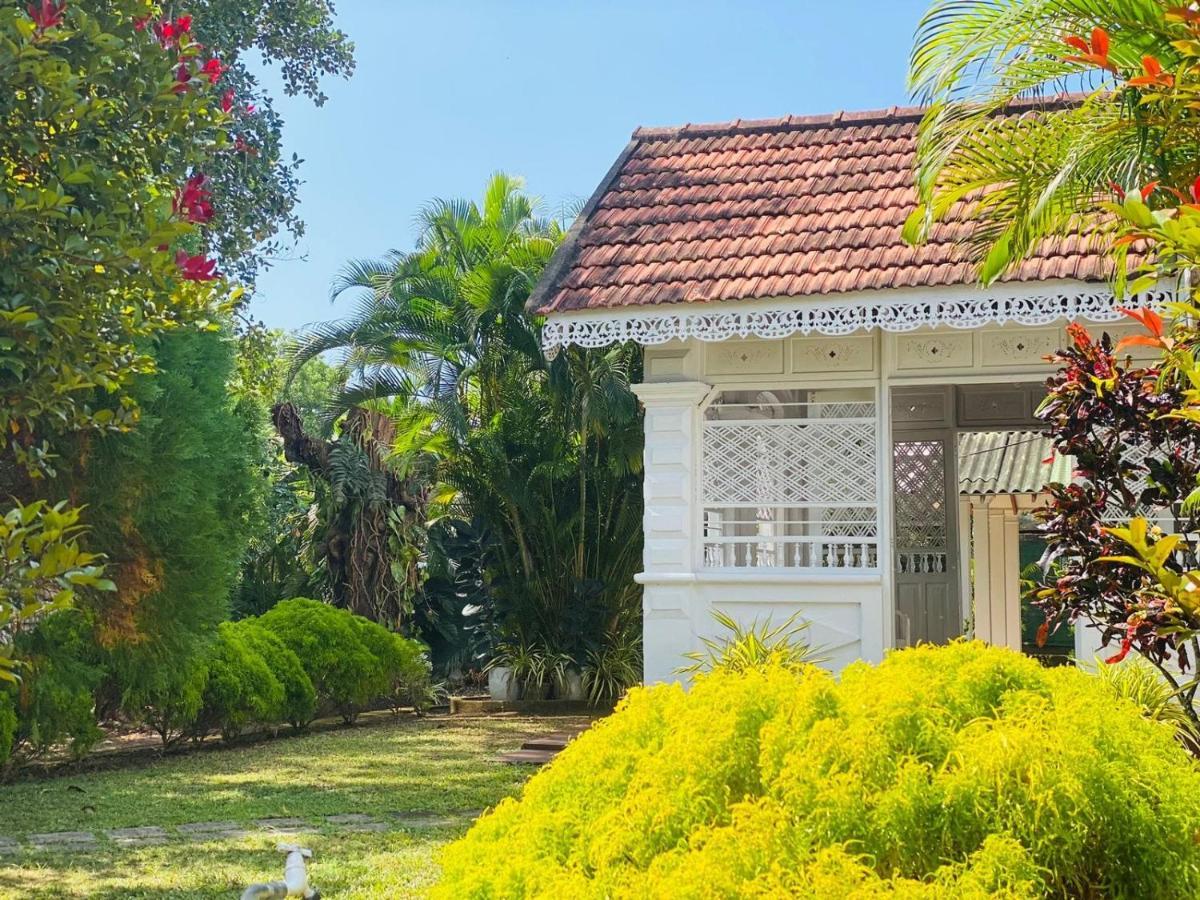 Colonial Bungalow Tangalle Bagian luar foto