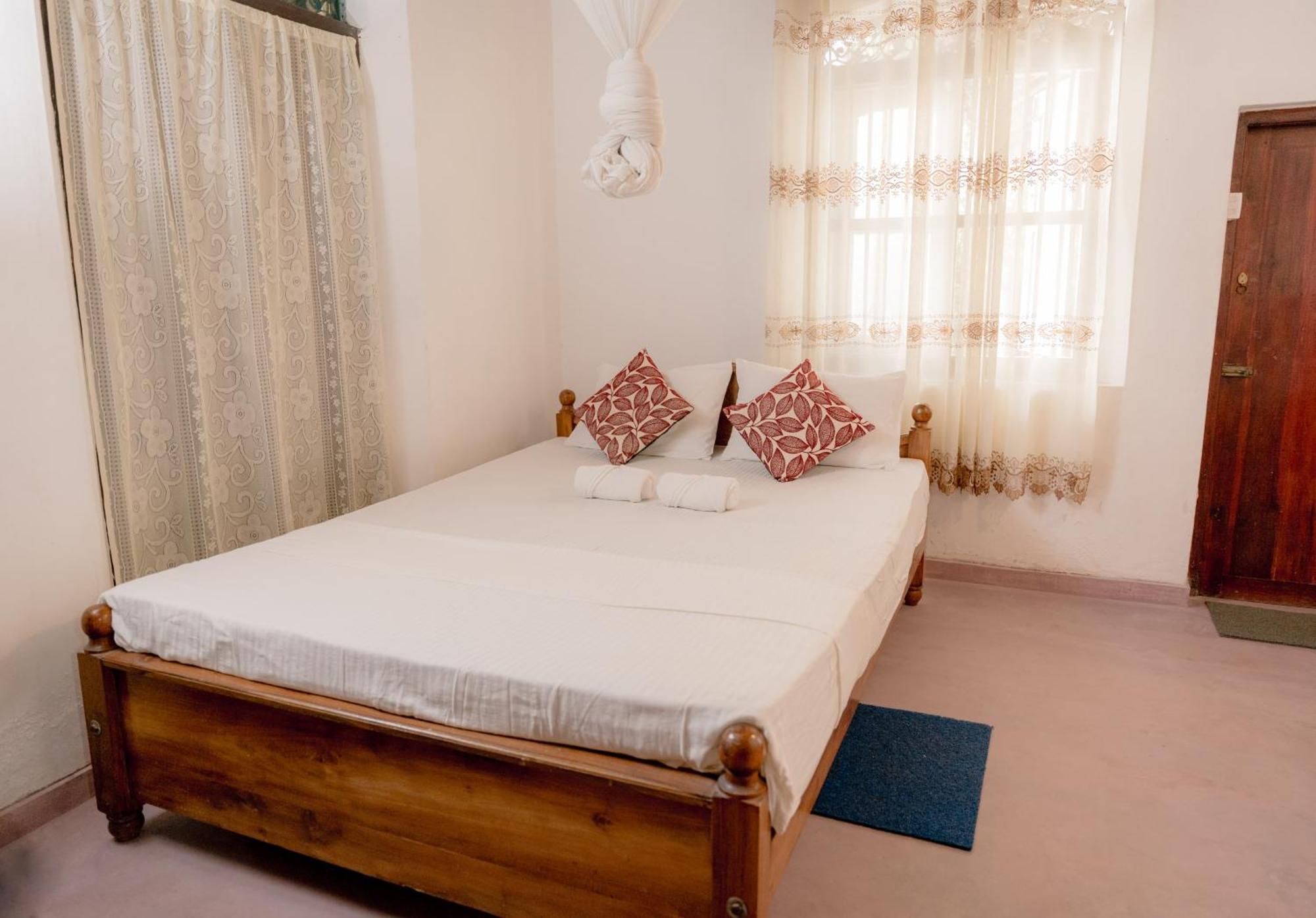 Colonial Bungalow Tangalle Bagian luar foto